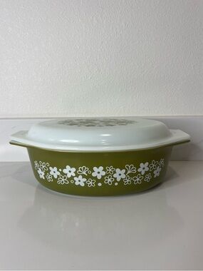 Vintage Pyrex Casserole Dish Spring Blossom Crazy Daisy Green Glass Lid Oven